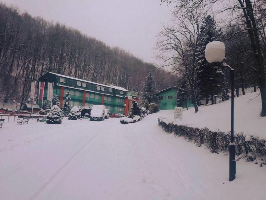 Guesthouse Edelnice Gornja Trepča Εξωτερικό φωτογραφία