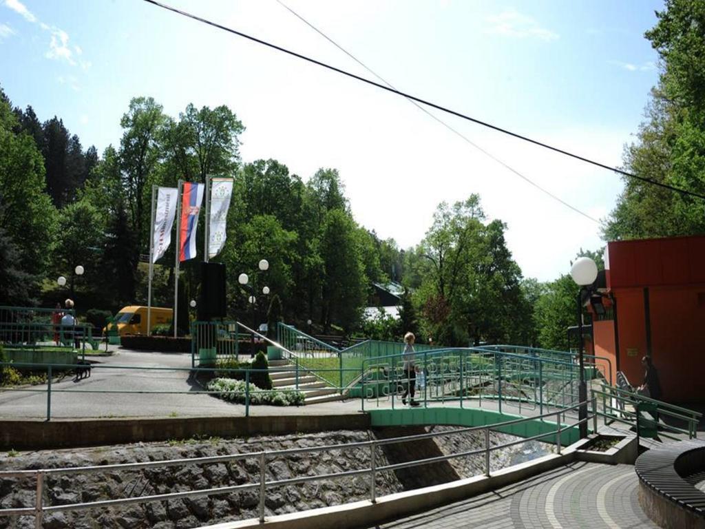 Guesthouse Edelnice Gornja Trepča Εξωτερικό φωτογραφία
